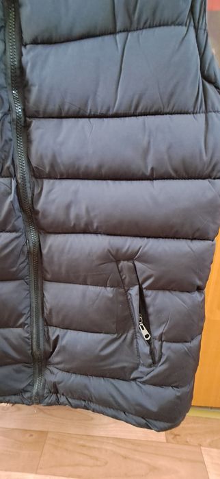 Продам мужскую безрукавку