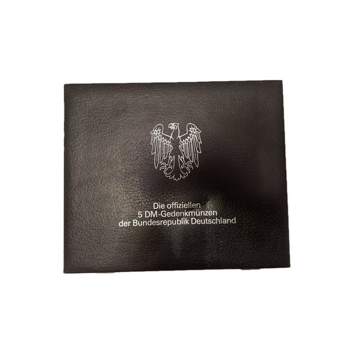 Cutie pentru monede din piele