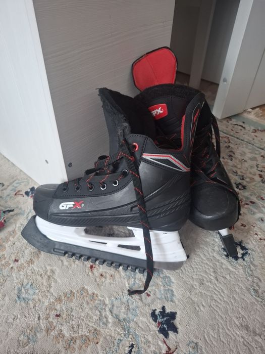 Продаются коньки GFX