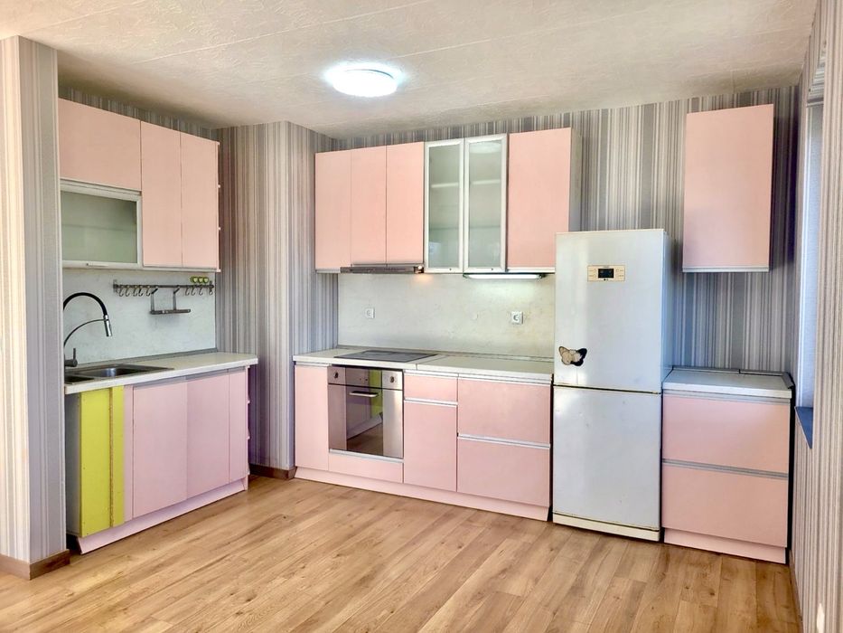 Дава се под наем Тристаен апартамент в София, Овча купел 1 - 100 кв.м за 714 € - Снимка #3