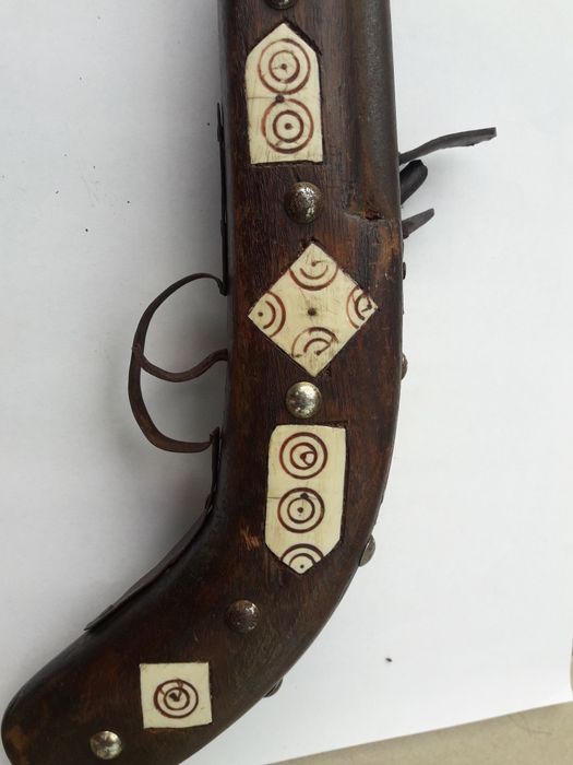 Много красив кремъчен пистолет,пищов,револвер,оръжие,пушка