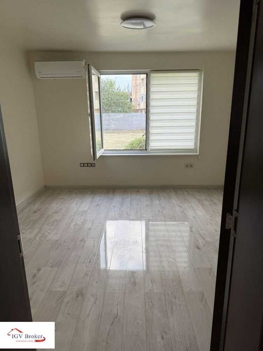 Дава се под наем Тристаен апартамент в София, Враждебна - 100 кв.м за 1000 € - Снимка #16