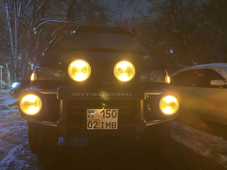 Фары дополнительного света Hella