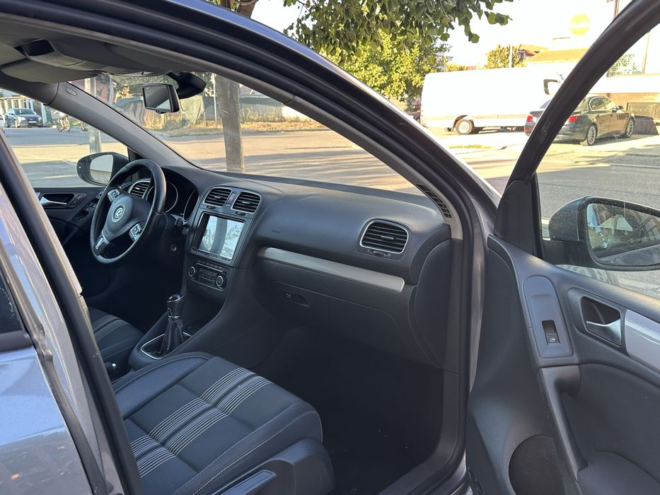 Volkswagen Golf 6 { 2013 } 1.6 Diesel