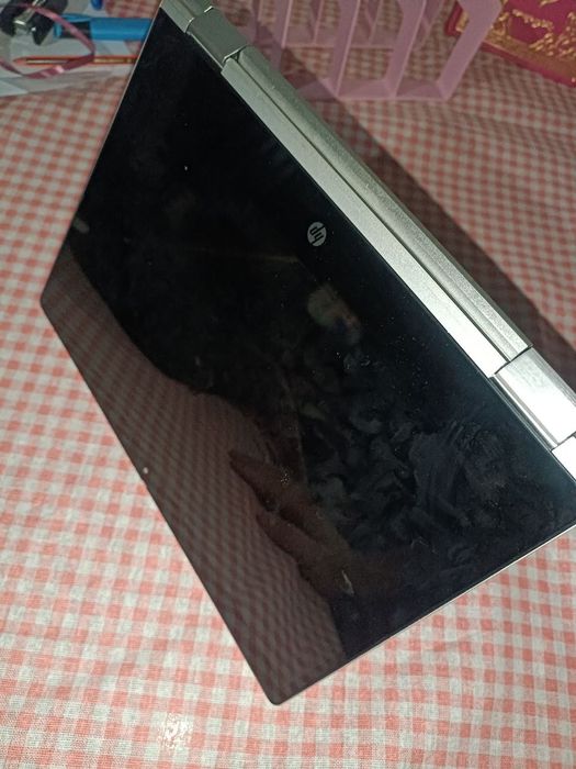 HP probook corei reyzin5 360
