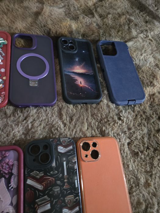 Vând Huse iphone 15