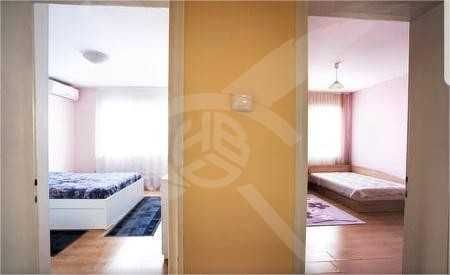 Дава се под наем Етаж от къща в Пловдив, Център - 110 кв.м за 997.05 € - Снимка #5