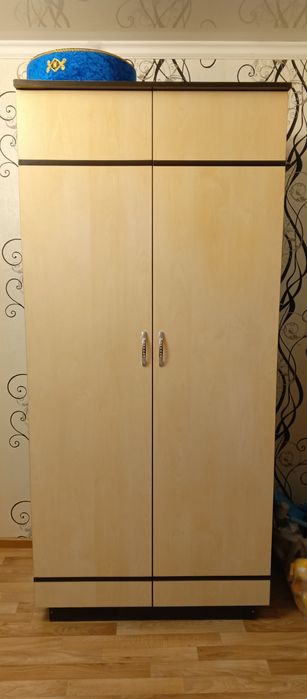 Продам шкаф в отличном состоянии.