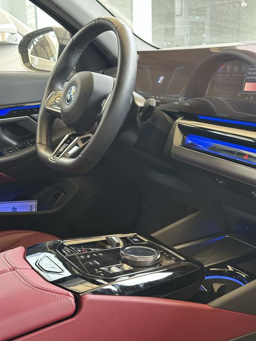 BMW i5 40L eDrive 2025 с пробегом в наличии