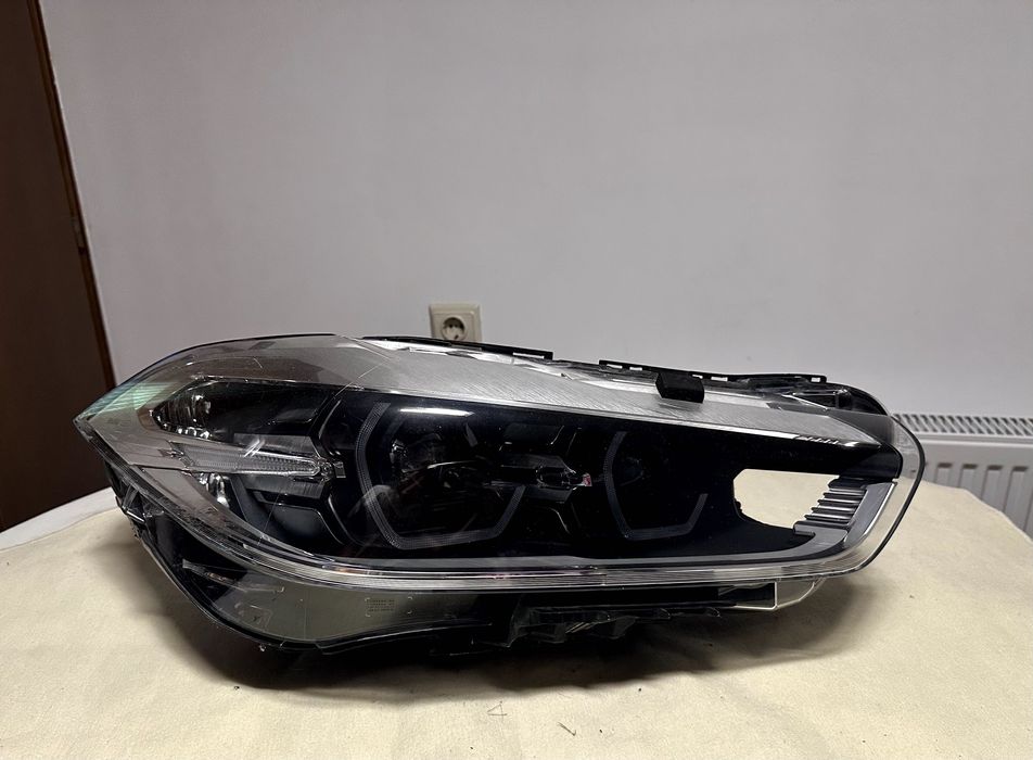 Десен фар BMW X2 F39 LED