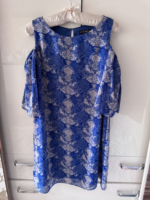 Продам платья размер S-M