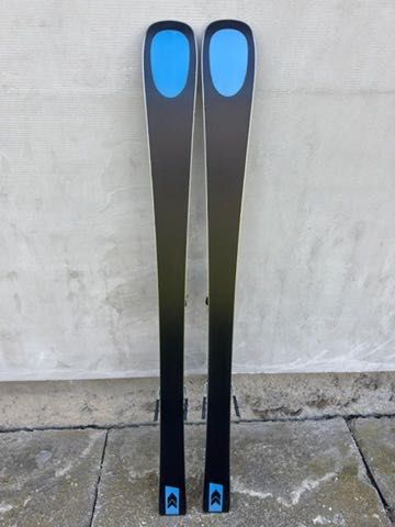 Ski Schiuri all-mountain carve Kastle MX75 158 cm