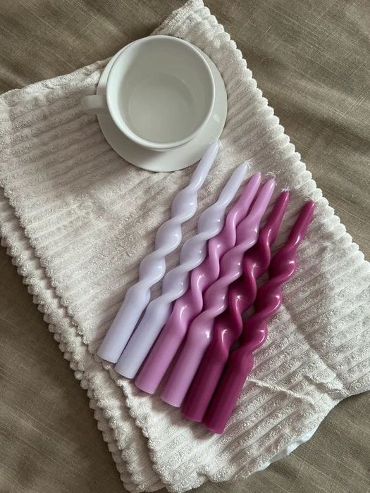 Set decorativ cozy – 2 fețe pernă MIULEE + ceașcă cu farfurioară + 6 lumânări spiralate
