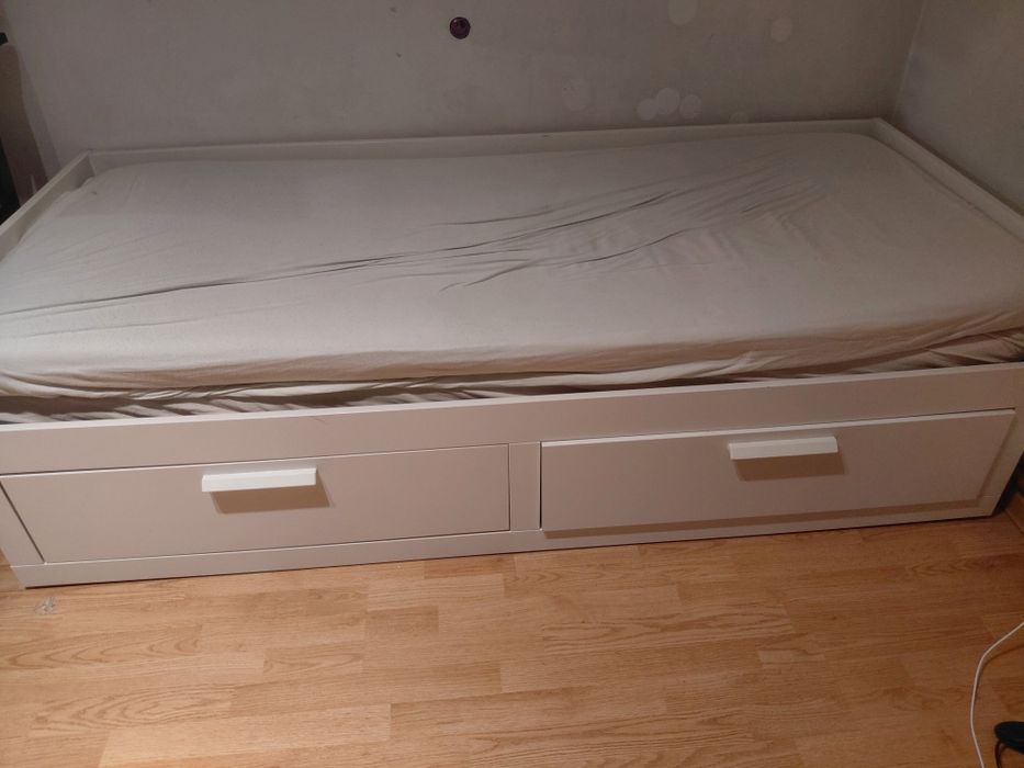Pat ikea divan cu saltele