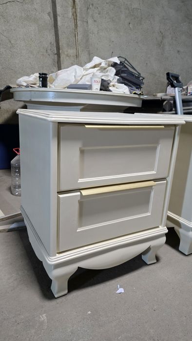 Noptiera mdf vopsit
