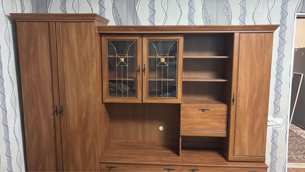 Шкаф гостевой хорошее состояние