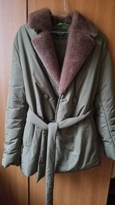 Късо зимно палто