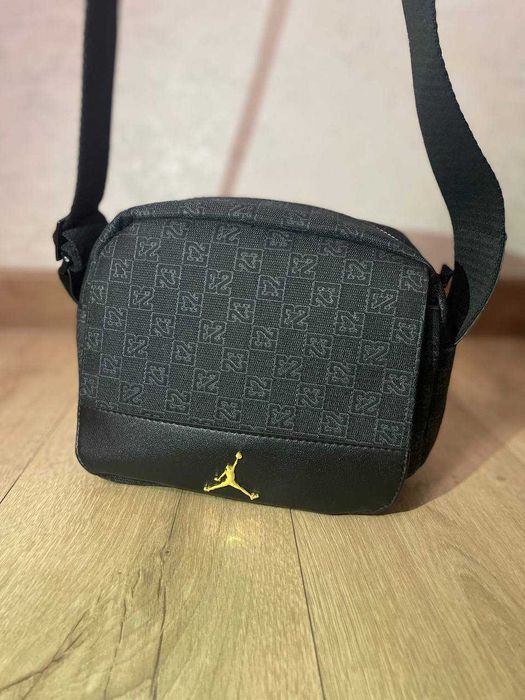 Мужская сумка через плечо