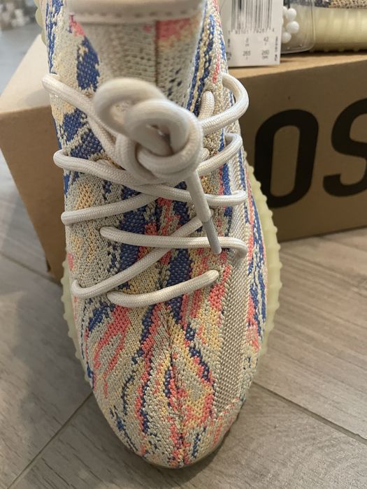 adidasi yezzy 350 v2