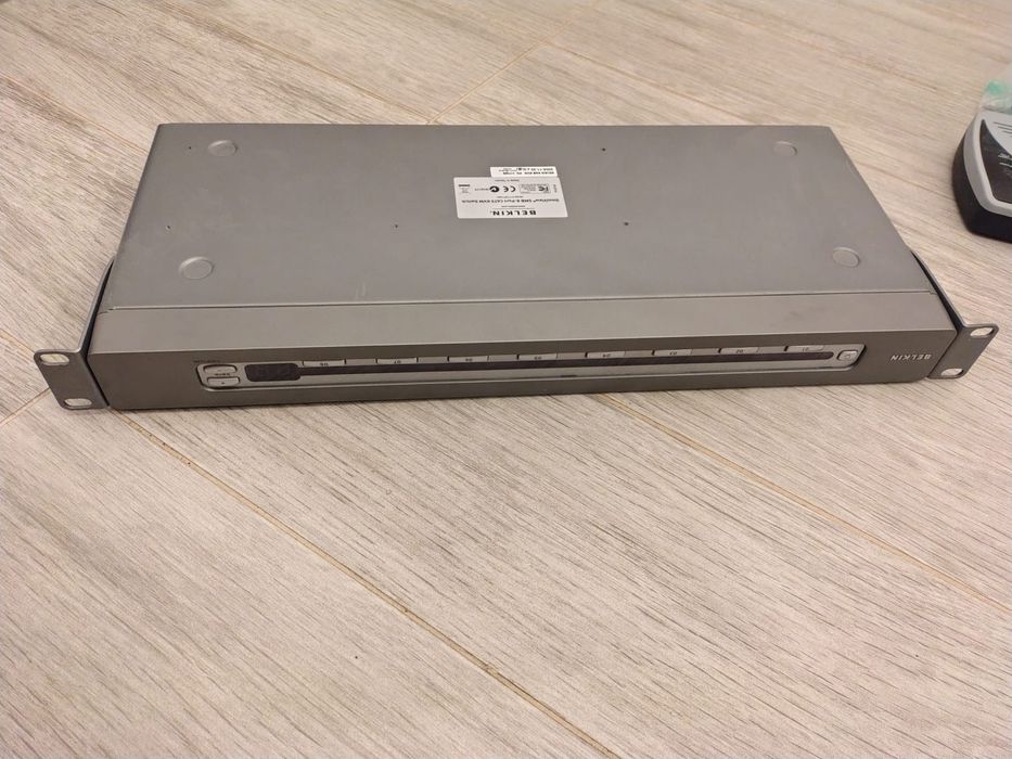 De vanzare laptop rac server