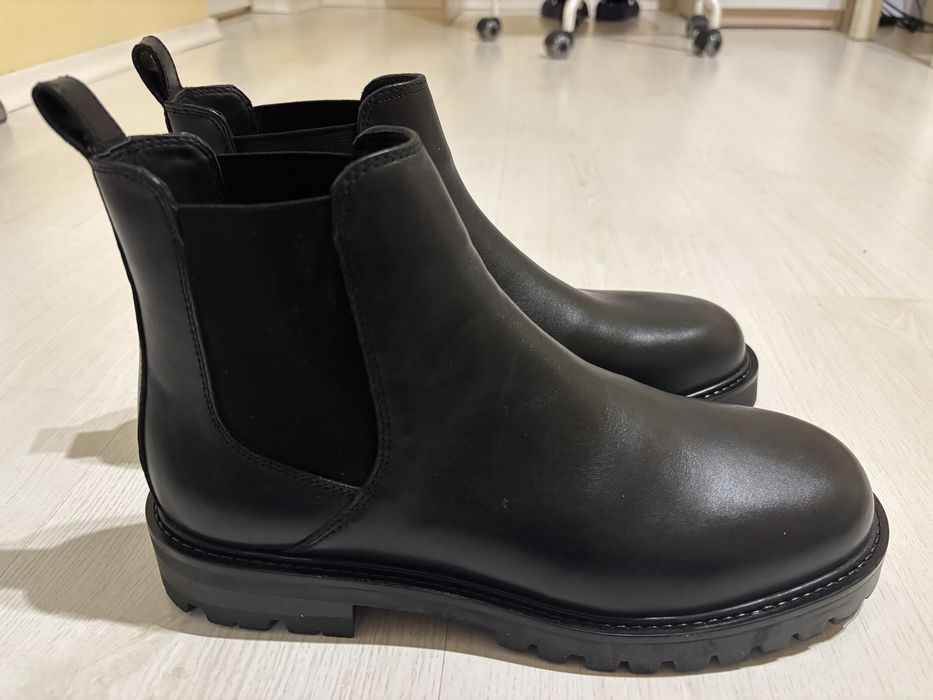 Мъжки кожени боти  Zara