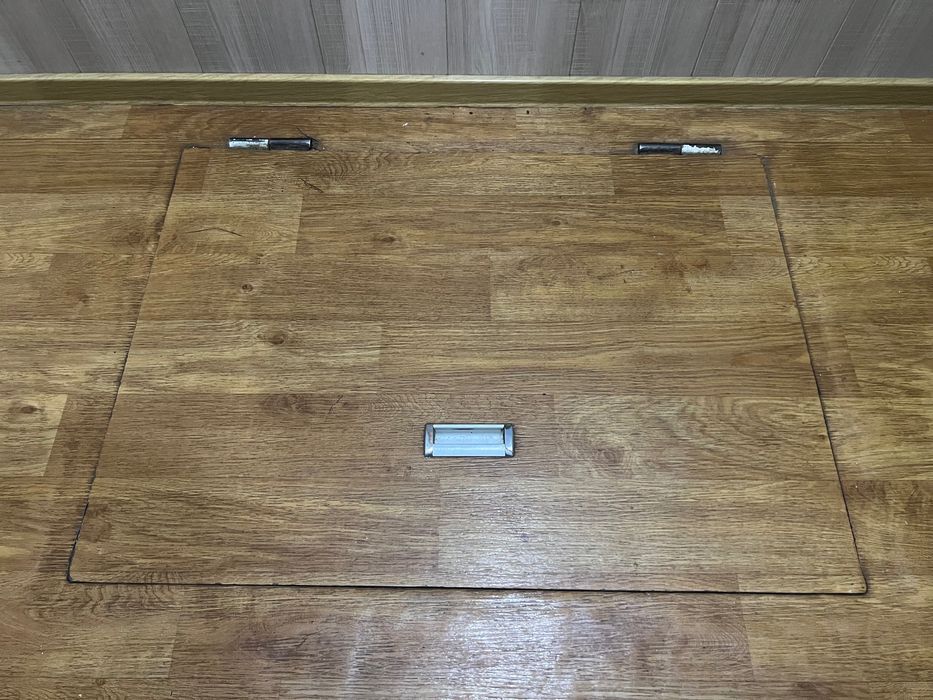 Скрытый люк под плитку (ревизионный). Напольные люки от производителя.