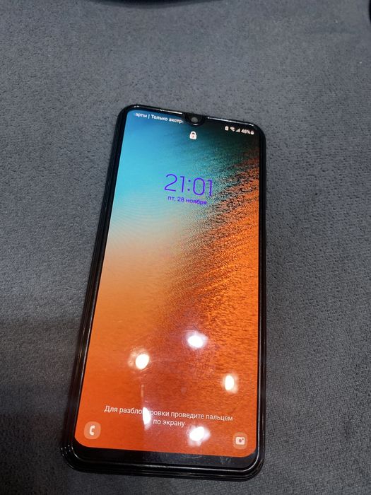 Телефон самсунг Galaxy A50