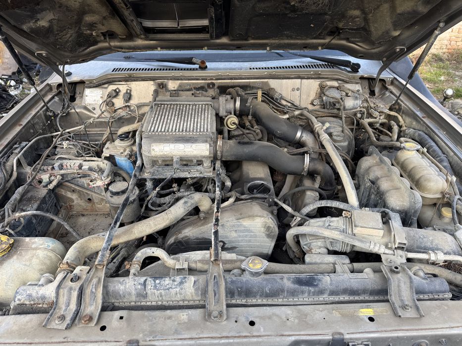 Dezmembrez Nissan Patrol Y61 2.8td scurt