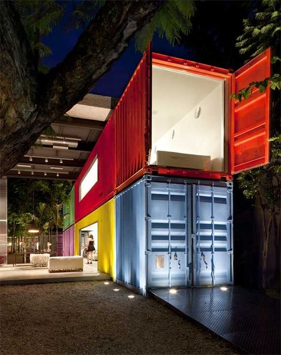 Мобильные контейнеры, домики самые разные