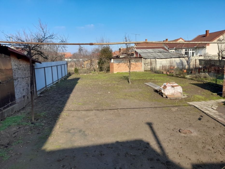 Vand/Schimb Casa in Arad-Micalaca-Radnei, cu Ap. 2 camere