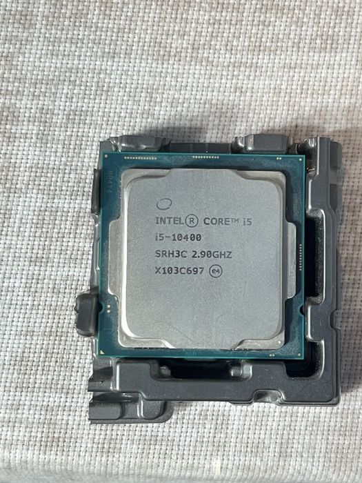 Процессор i5-10400