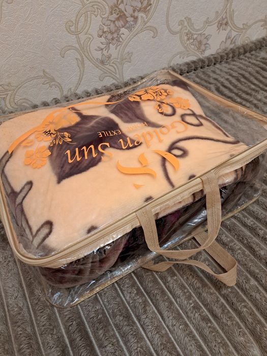 Продаётся Плед-одеяло.  Новое.