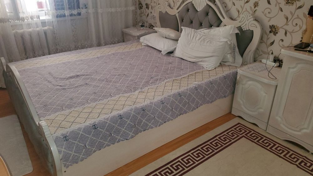 Спальный гарнитур