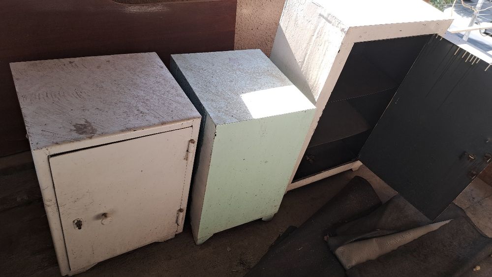 Продаётся сейф б/у. Seyf sotiladi