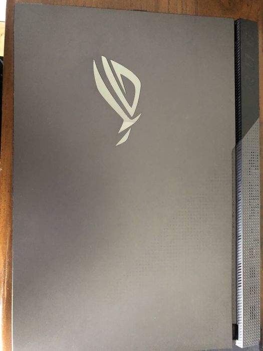 Игровой ноутбук Rog strix