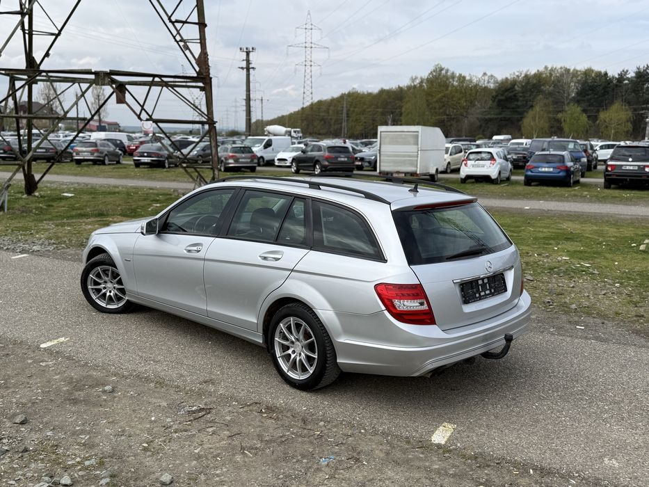 MERCEDES-BENZ C-Class 2011 — imagine 3