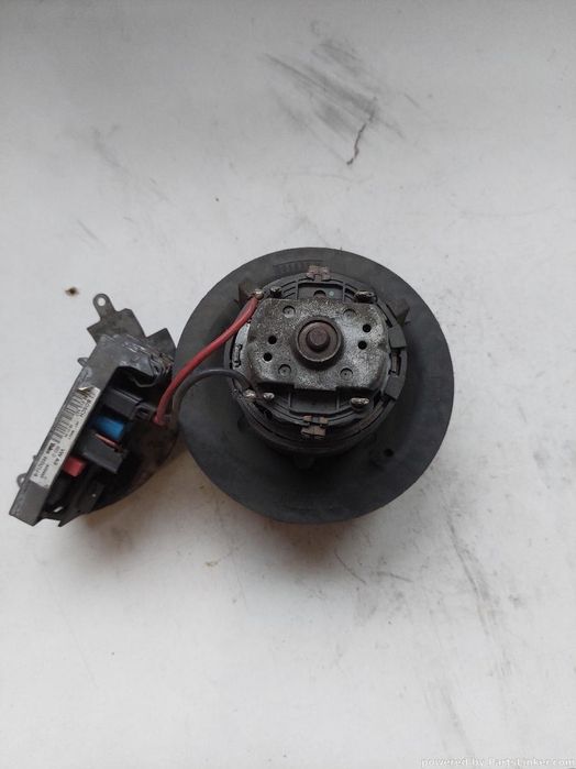 Aeroterma Volkswagen Golf V (1K1) [ 2003 - 2009 ] Oem F011021633