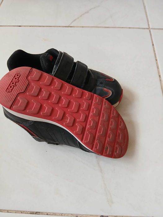 Маратонки за момче adidas 30р