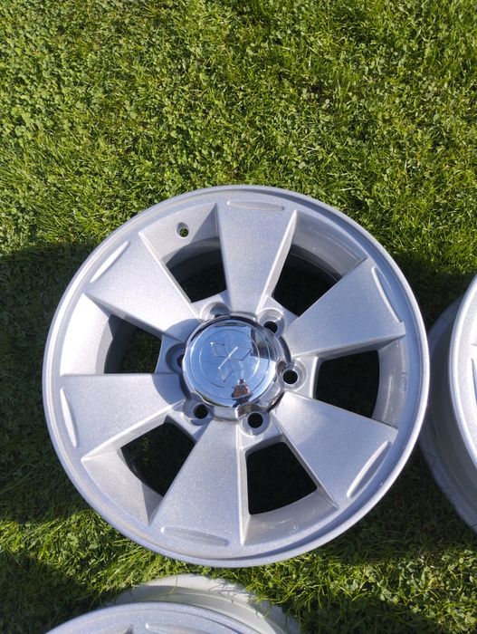 Гуми и джанти за Mitsubishi L-200 265/70/16