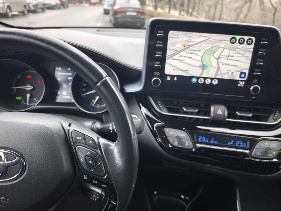 Toyota CHR 1.8 hibrid an 2021 / 178300km