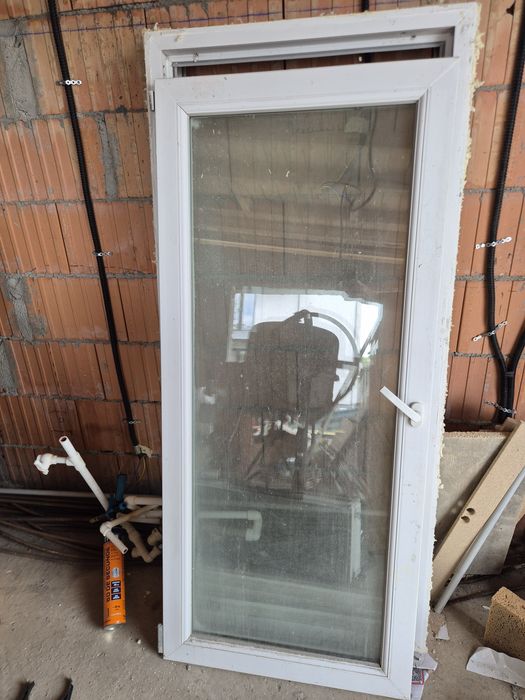 Geam termopan mare dimensiuni 78x168 cm utilizat