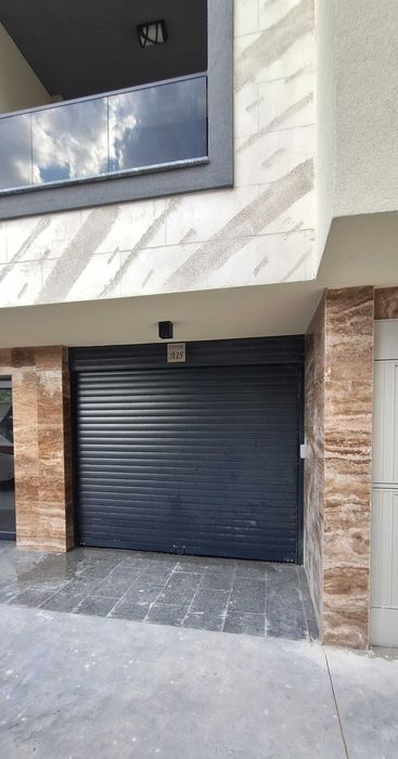 Дава се под наем Гараж / Паркомясто в Пловдив, Център - 18 кв.м за 100 € - Снимка #2