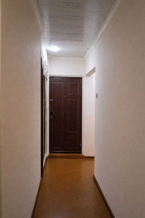 Продаётся 1 комнатная квартира, 3 м/р, Чирчик