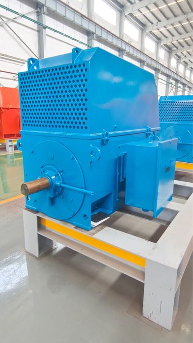 Промышленный электродвигатель ДАЗО