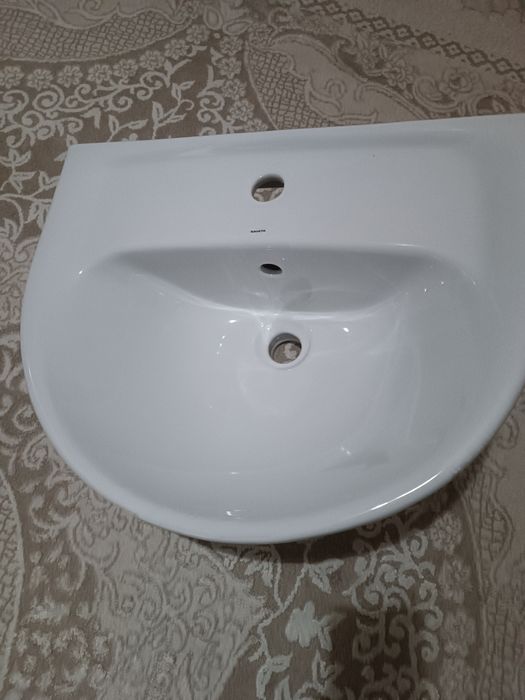 Продам раковину без подиума