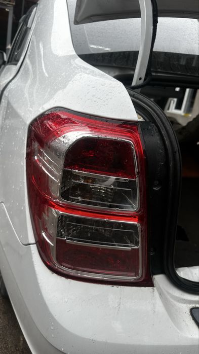 Chevrolet Cobalt двери