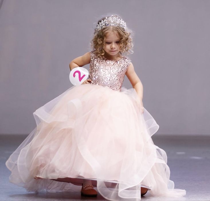 Платье пышное для принцессы