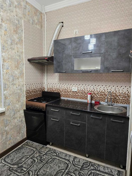 Аренда  Чиланзар - 1 кв-л  2//3//4 Высокопотолочка