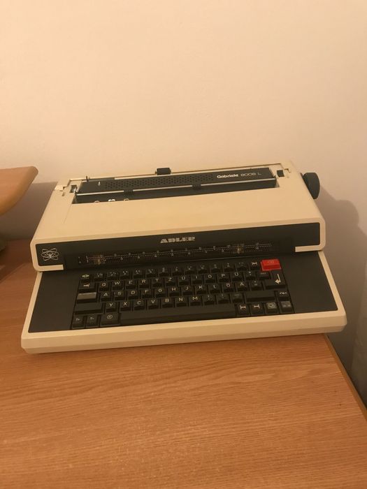 Vand mașina descris