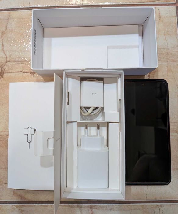 Telefon Xiaomi Mi 11i 5G